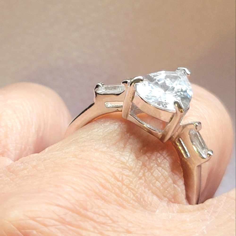 Charmed Aroma Pear Cut Ring - Picture 7 of 11